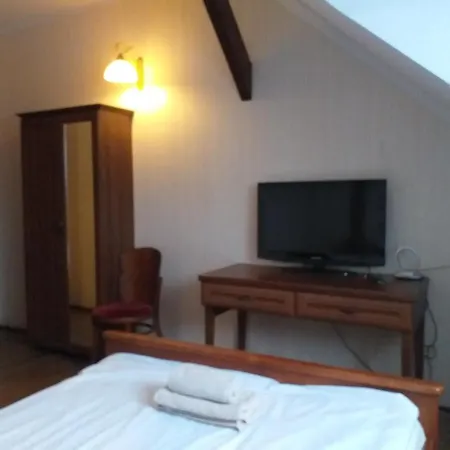 Bed and breakfast Dworek Częstochowa
