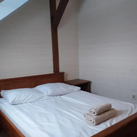Bed and breakfast Dworek