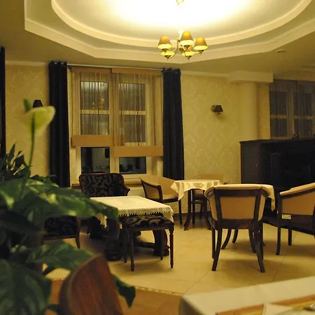 Dworek Bed and breakfast