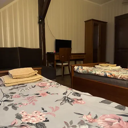 Dworek Bed & Breakfast