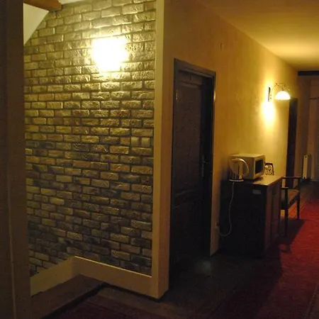 Bed and breakfast Dworek 3*