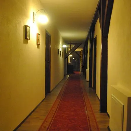 Dworek Bed & Breakfast *