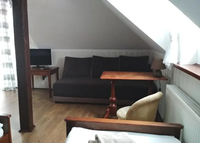 Dworek 3* Czestochowa